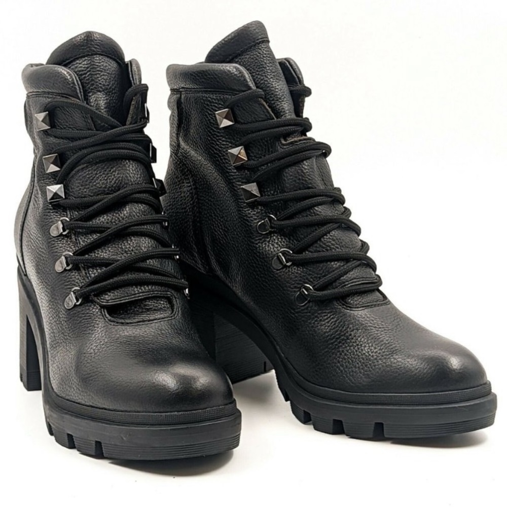 Black boots